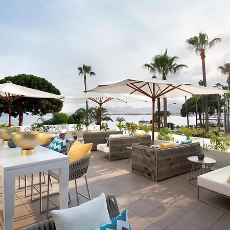 Jw Marriott Готель 5*
