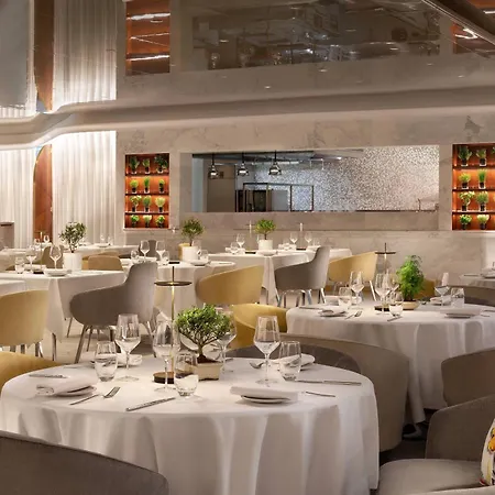 Jw Marriott Готель Канни