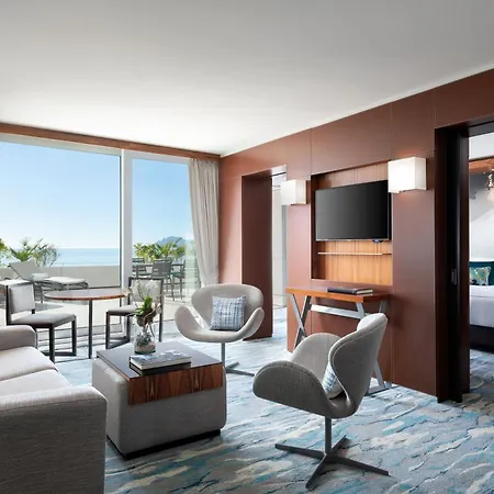 Готель Jw Marriott
