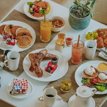 Jw Marriott Готель 5*